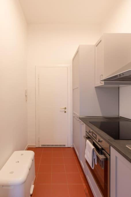 Elegante Bilocale Porta Genova - Mirable Pm Leilighet Milano Eksteriør bilde